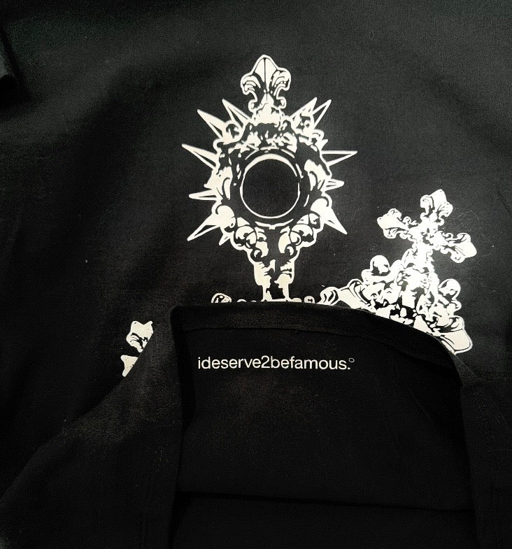 Maces T-Shirt